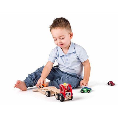 102190790 Tahač se závodními auty WOODY