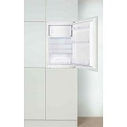 BM132.3i(E) CHLADNIČKA S MRAZ. VE. AMICA