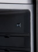 Barová lednice s skleněnými dveřimi - 60 l - DOMO DO91609BK
