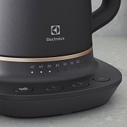 E7K1-6BP NEREZOVÁ KONVICE ELECTROLUX