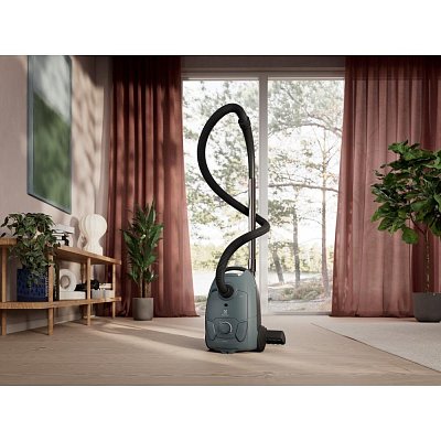 EB51C1OG SÁČKOVÝ VYSAVAČ ELECTROLUX