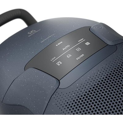 EB81U1DB SÁČKOVÝ VYSAVAČ ELECTROLUX