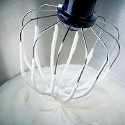 EKM3700 KUCHYŇSKÝ ROBOT ELECTROLUX