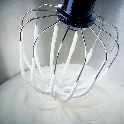 EKM3700 KUCHYŇSKÝ ROBOT ELECTROLUX