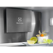 ENC8ME18R CHLAD. KOMBI VEST. ELECTROLUX