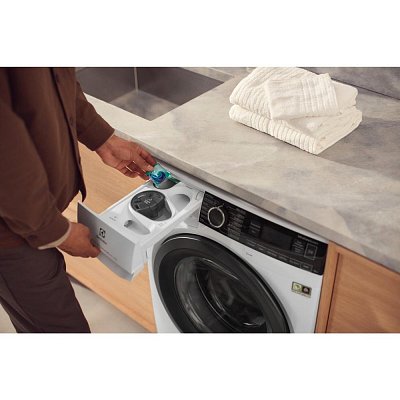 EW7F4494XQC PRAČKA PŘ. PLNĚNÁ ELECTROLUX