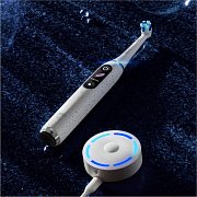 IO SERIES 10 BÍLÁ ZUBNÍ KARTÁČEK Oral-B