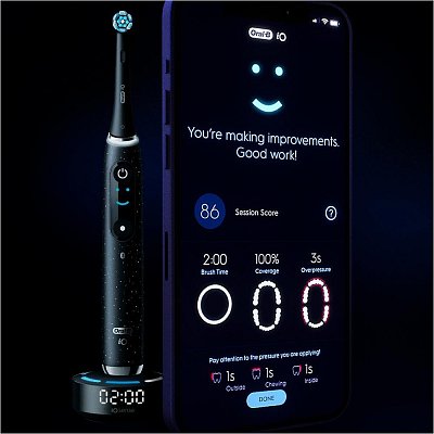 IO SERIES 10 ČERNÁ ZUBNÍ KARTÁČEK ORAL-B