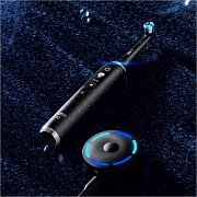IO SERIES 10 ČERNÁ ZUBNÍ KARTÁČEK ORAL-B
