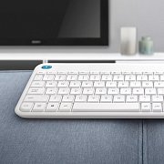 K400 Plus Wrl kbd bílá CZ/SK LOGITECH