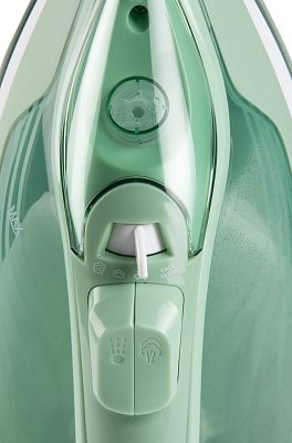 Napařovací žehlička SensiGlide - keramická - DOMO DO7059S