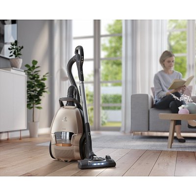 PD91-8SSM VYSAVAČ SÁČKOVÝ ELECTROLUX