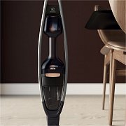 PQ91-40GG TYČOVÝ VYSAVAČ ELECTROLUX