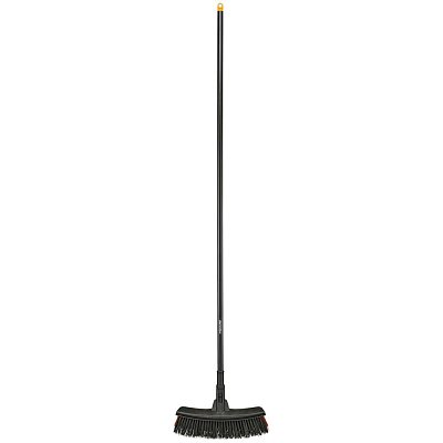 Solid univerzální koště M FISKARS