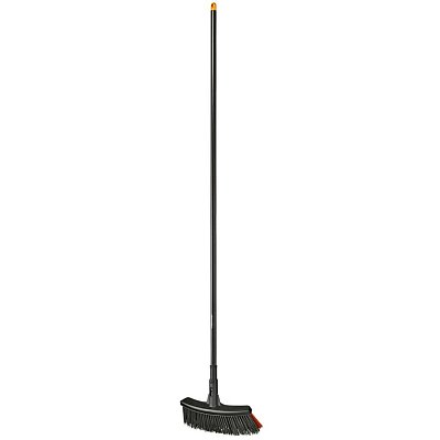 Solid univerzální koště M FISKARS