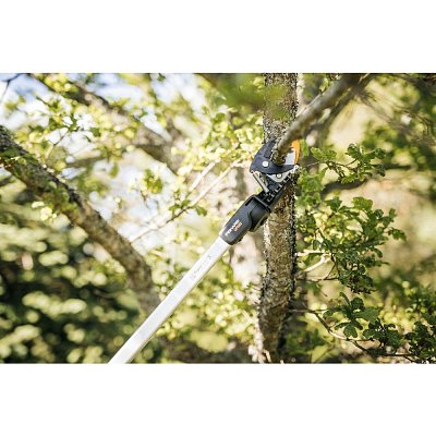 Zahradní nůžky UPX82 FISKARS