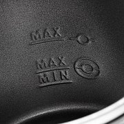 AK-8022 PĚNIČ MLÉKA ČERNÝ LESKLÝ HUSLOG