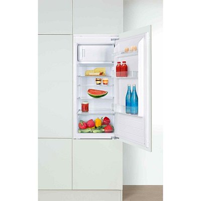 BM210.4i(E) CHLADNIČKA S MRAZ. VE. AMICA