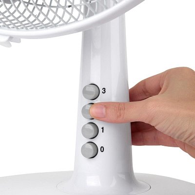 BXEFD40E STOLNÍ VENTILÁTOR BLACK+DECKER