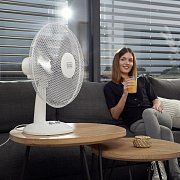 BXEFD42E STOLNÍ VENTILÁTOR BLACK+DECKER