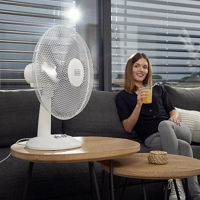 BXEFD42E STOLNÍ VENTILÁTOR BLACK+DECKER