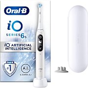 IO 6 SERIES BÍLÁ ZUBNÍ KARTÁČEK ORAL B