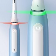 IO SERIES 3 ICE BLUE KARTÁČEK ORAL-B