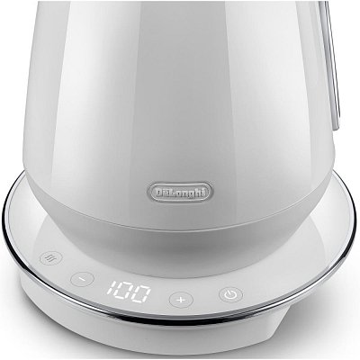 KBY2011.W RYCHLOVARNÁ KONVICE DE'LONGHI