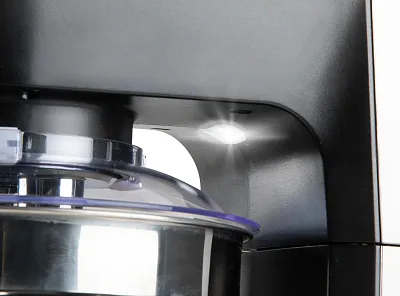 Kuchyňský robot „Delicioso“ s příslušenstvím DOMO DO9293KR