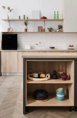 Mini lednice s mrazící přihrádkou - D - černá - DOMO DO91105