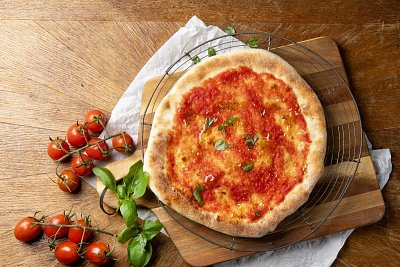 Pizza pec na čerstvou pizzu - černá - DOMO DO9285PZ