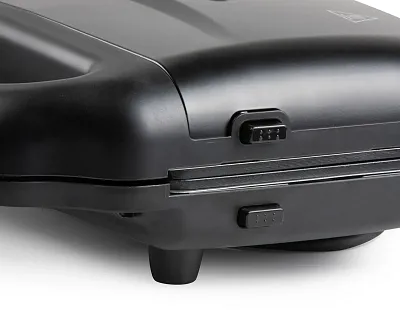 Sendvičovač XL 3v1 na sendvič / vafle / grill DOMO DO9291C
