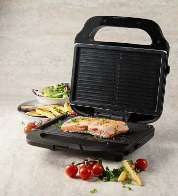 Sendvičovač XL 3v1 na sendvič / vafle / grill DOMO DO9291C