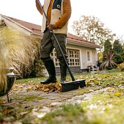 Solid univerzální koště L FISKARS