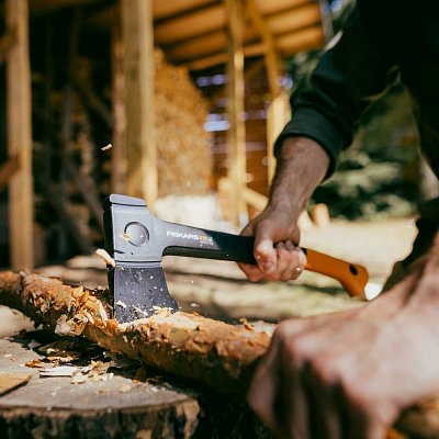 Univerzální sekera (S) X18 FISKARS