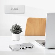 XMG-108-ZZ0101F 8port 2,5G switch ZYXEL